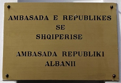 Albanie a varsovie