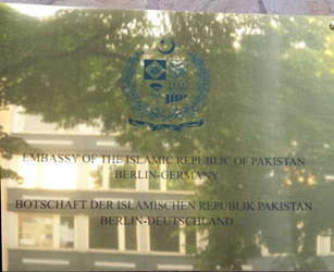 Pakistan a berlin 1